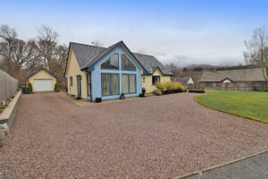 10 Burnside, Spean Bridge, PH34 4EE