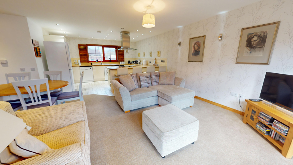 Tower Ridge Courtyard Fort William & Oban Property Sales, Guest Houses, B&B, Plot, Land ...