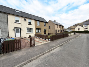 21 Carn Dearg Road, Claggan, Fort William, PH33 6QA