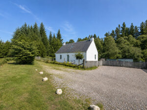Torr an Daimh, Tulloch, By Roy Bridge, PH31 4AR